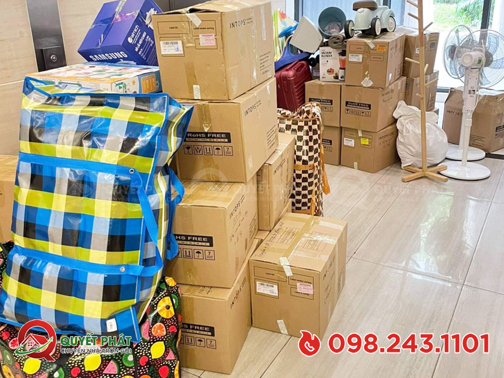 Cách đóng gói quần áo khi chuyển nhà
