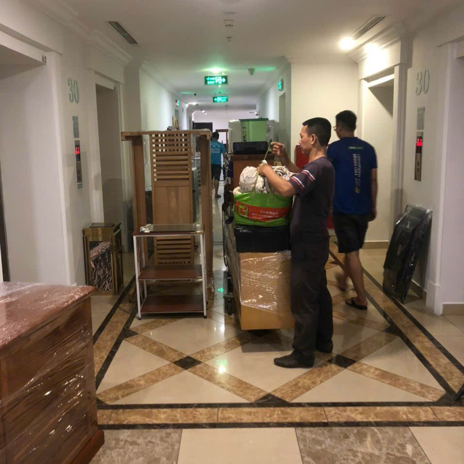 Chuyển nhà tại phố Đội Cấn