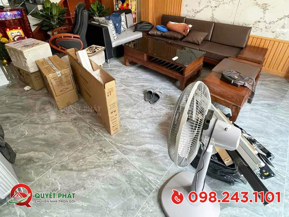 So sánh chuyển nhà tự làm và thuê dịch vụ