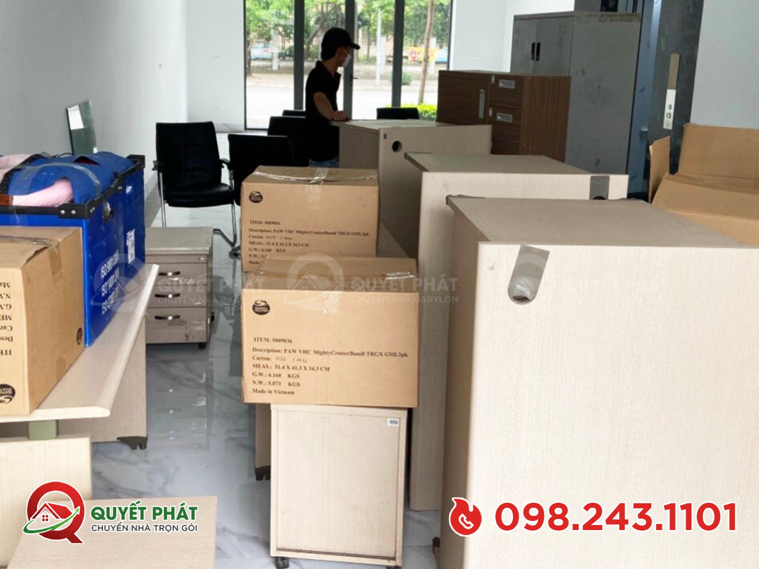 So sánh chuyển văn phòng tự làm và thuê dịch vụ: Giải pháp nào tối ưu cho doanh nghiệp?